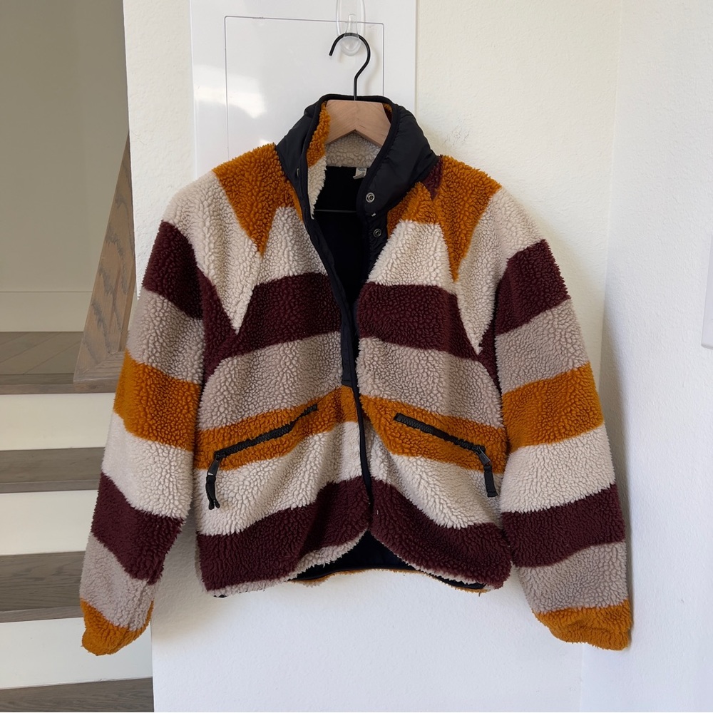 Free People FP Movement Hit The Slopes Printed Stripes Fleece Jacket in Stripes - Picture 3 of 7